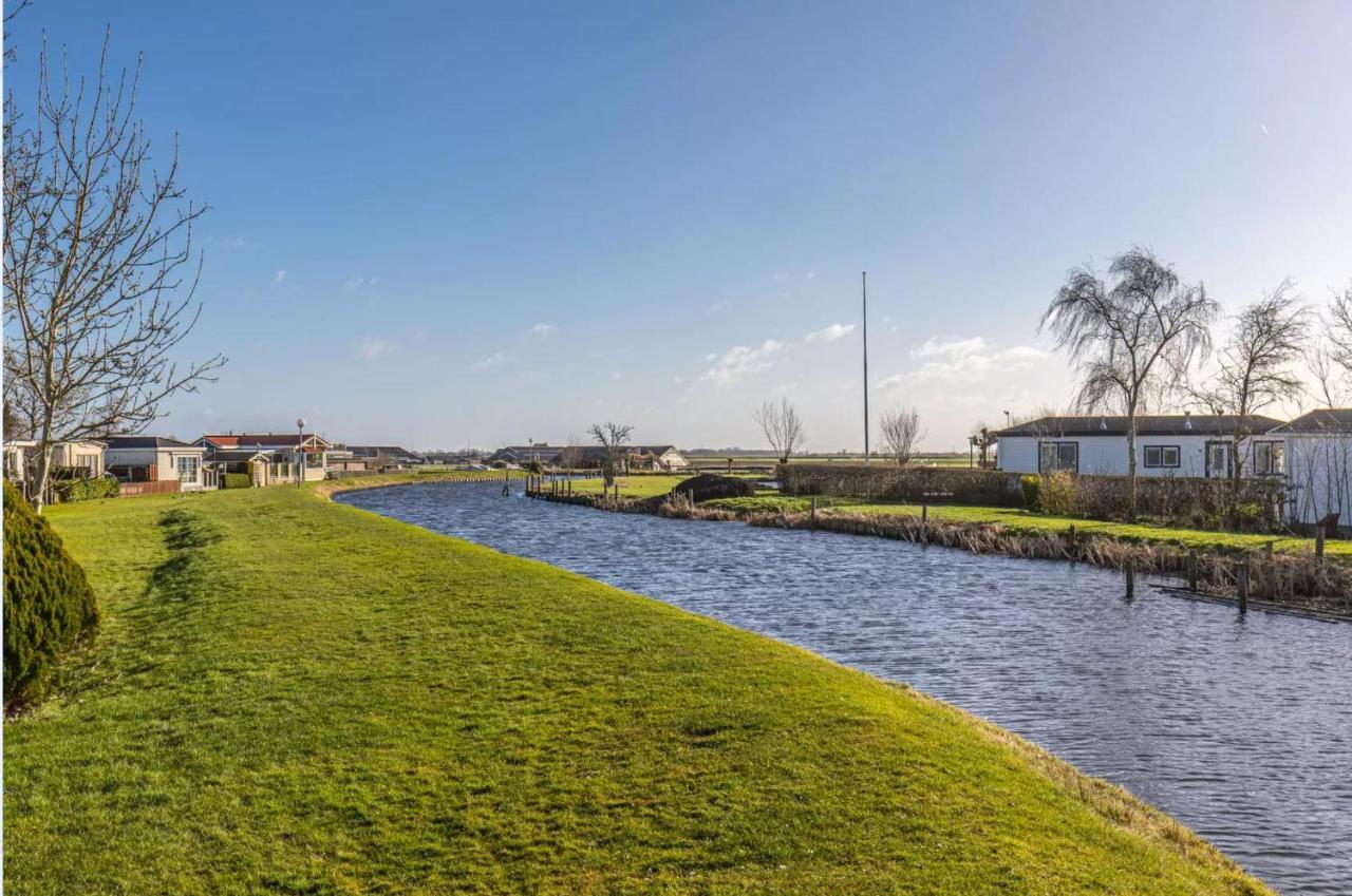Villa Oase Aan De Kaag à Warmond Extérieur photo
