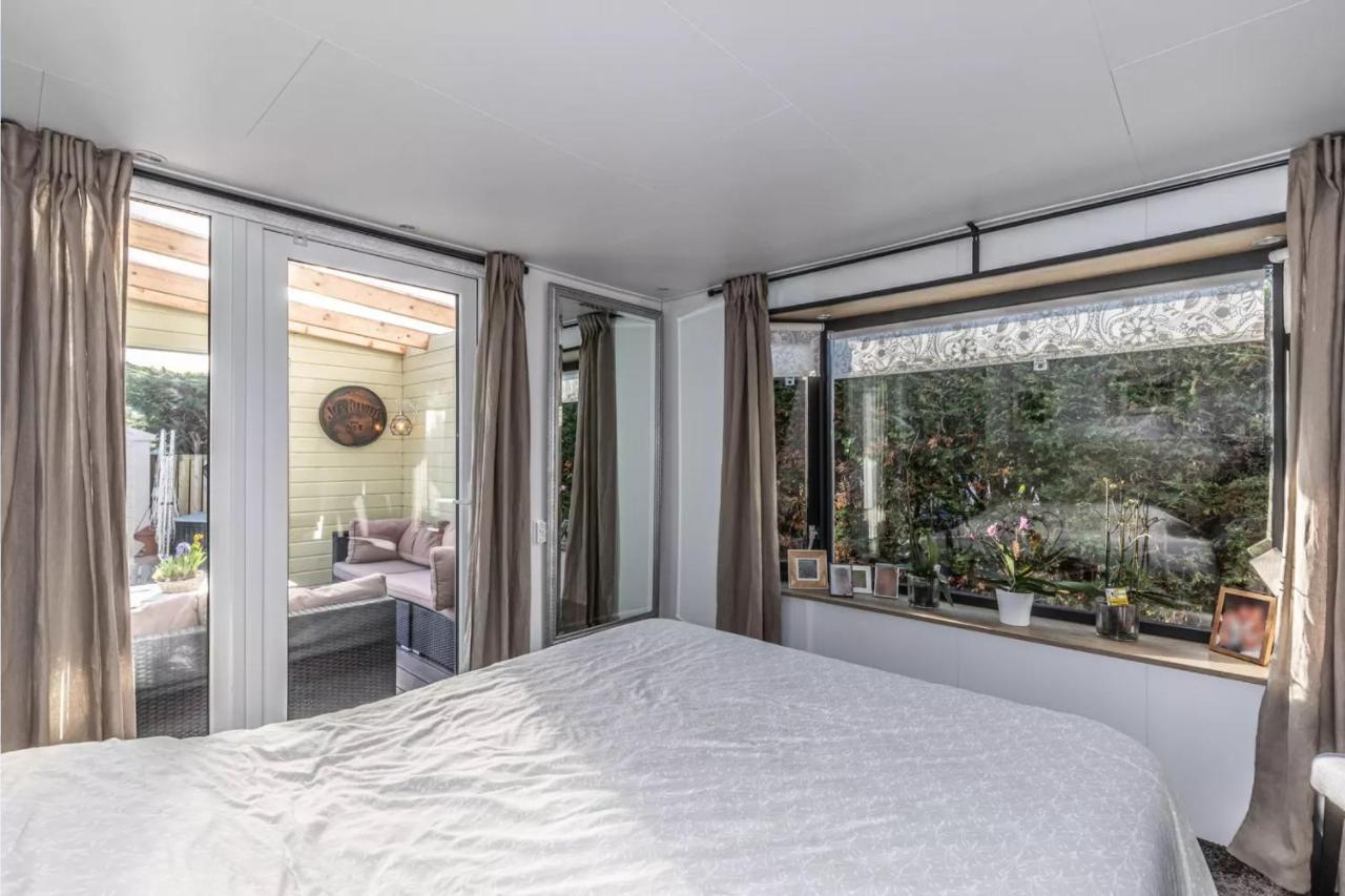 Villa Oase Aan De Kaag à Warmond Extérieur photo